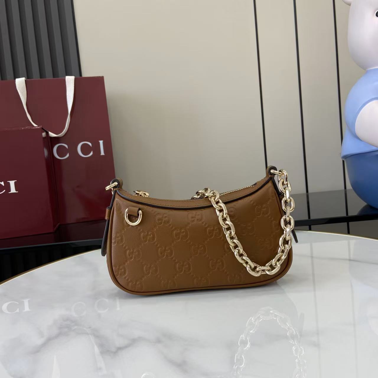 [리틀피쉬] 구찌 엠블럼 미니 숄더백  16.5*12*4