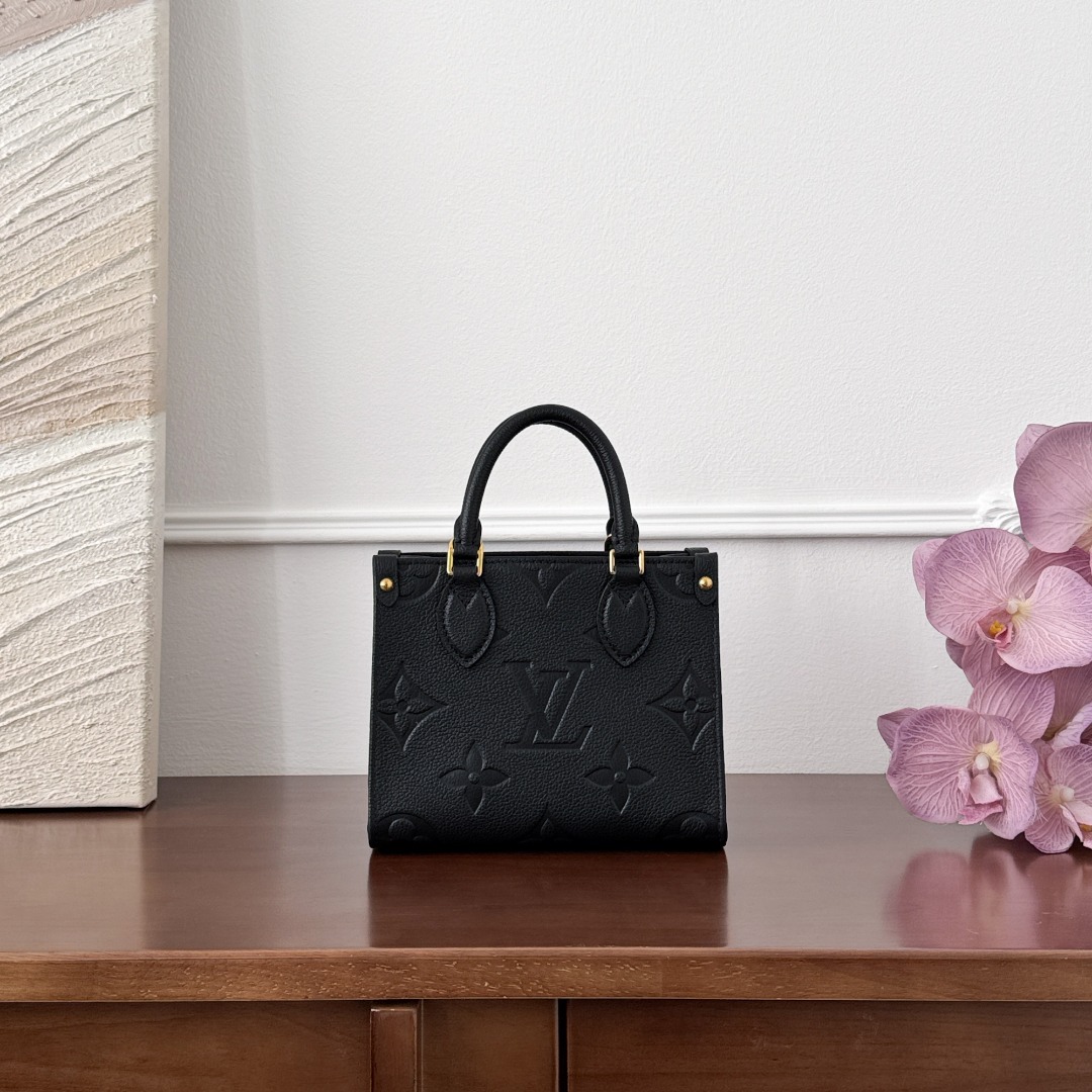 [갓팩토리] 루이비통 온더고 BB 숄더백 18*15*8.5