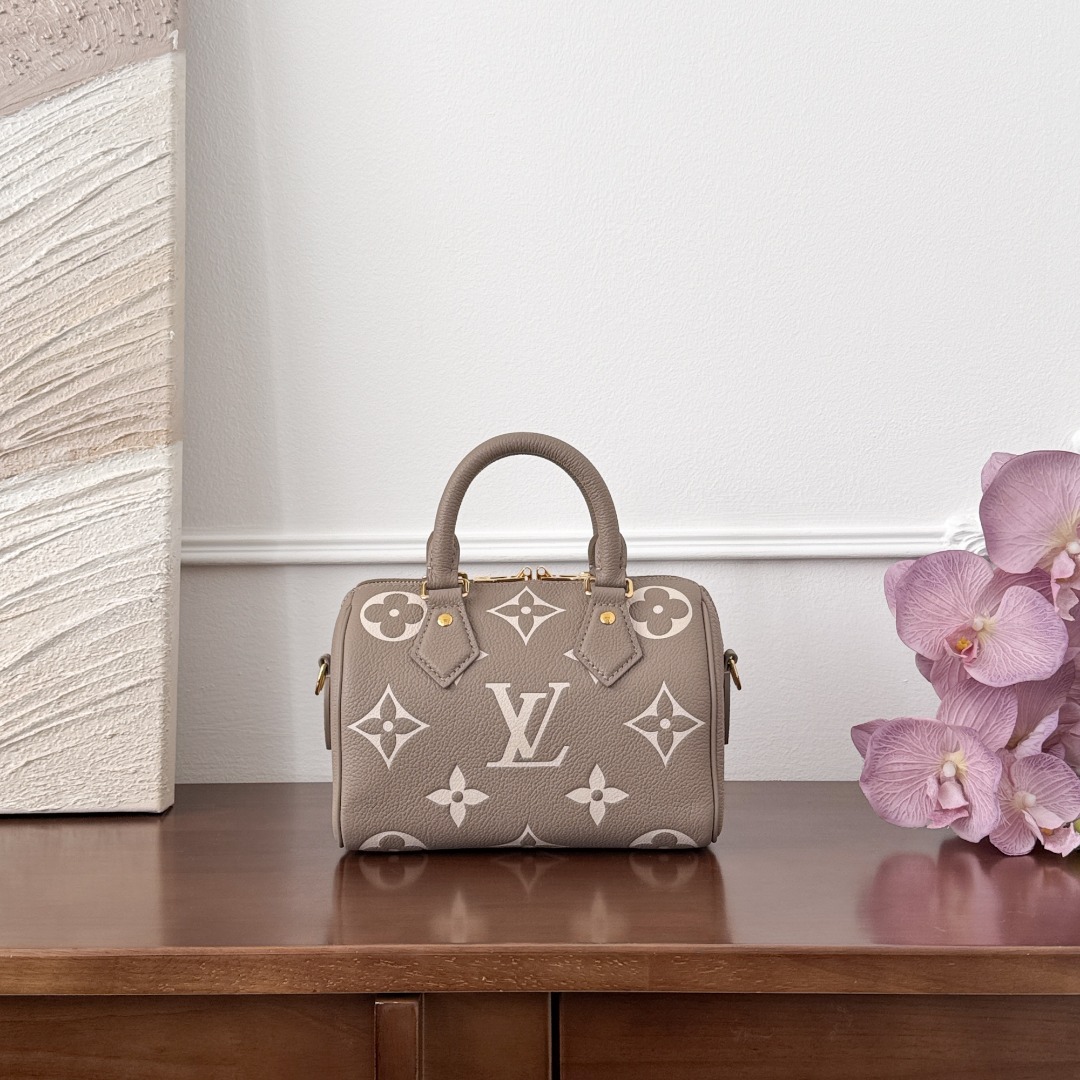 [갓팩토리] 루이비통 반둘리에 캔버스 핸드백 20.5*12*13.5