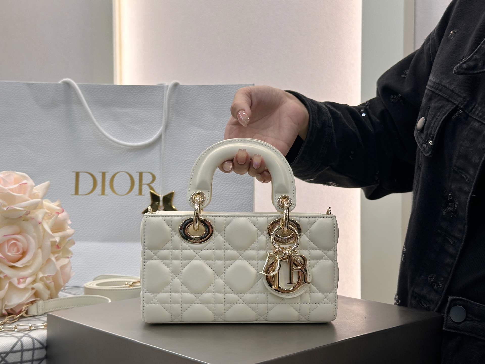 [팬더샵] 디올 D-JOY 미니 백 화이트 19*10*5