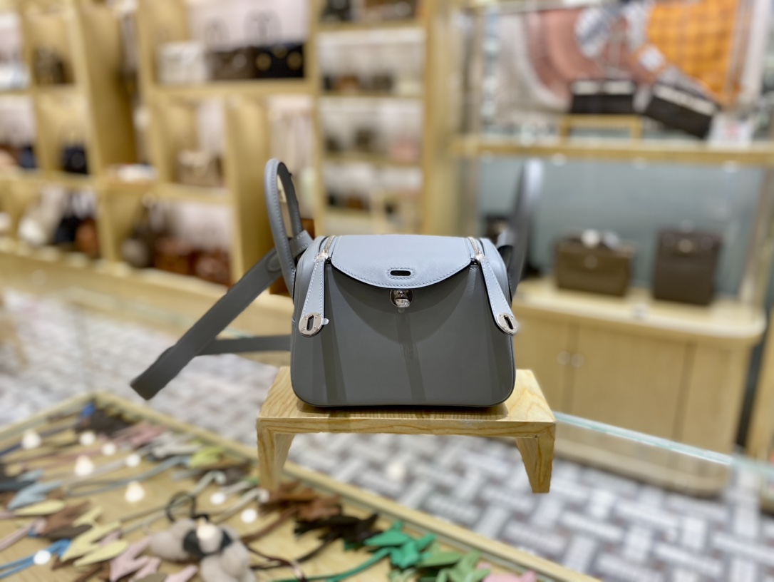 [다바오] 에르메스 린디 은장 미니  19*