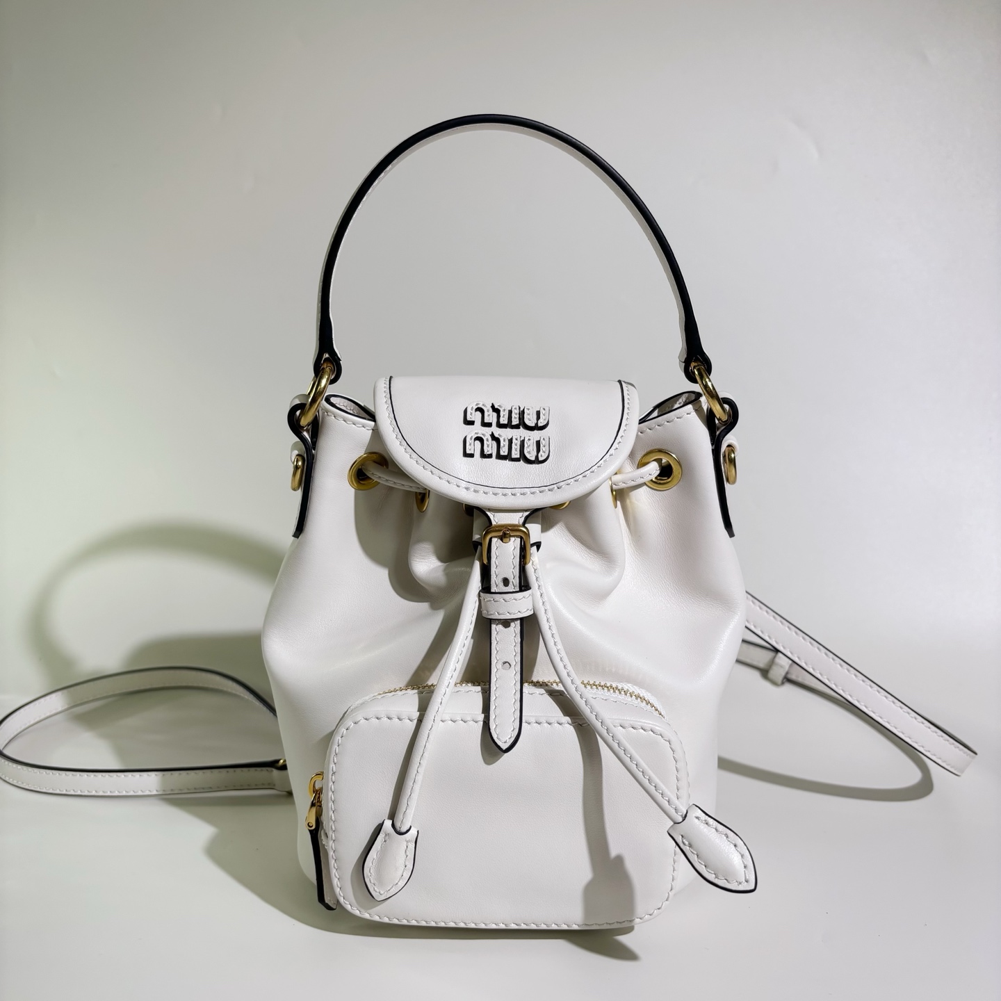 [작은미우] 미우미우 레더 미니 백팩 14*17*8