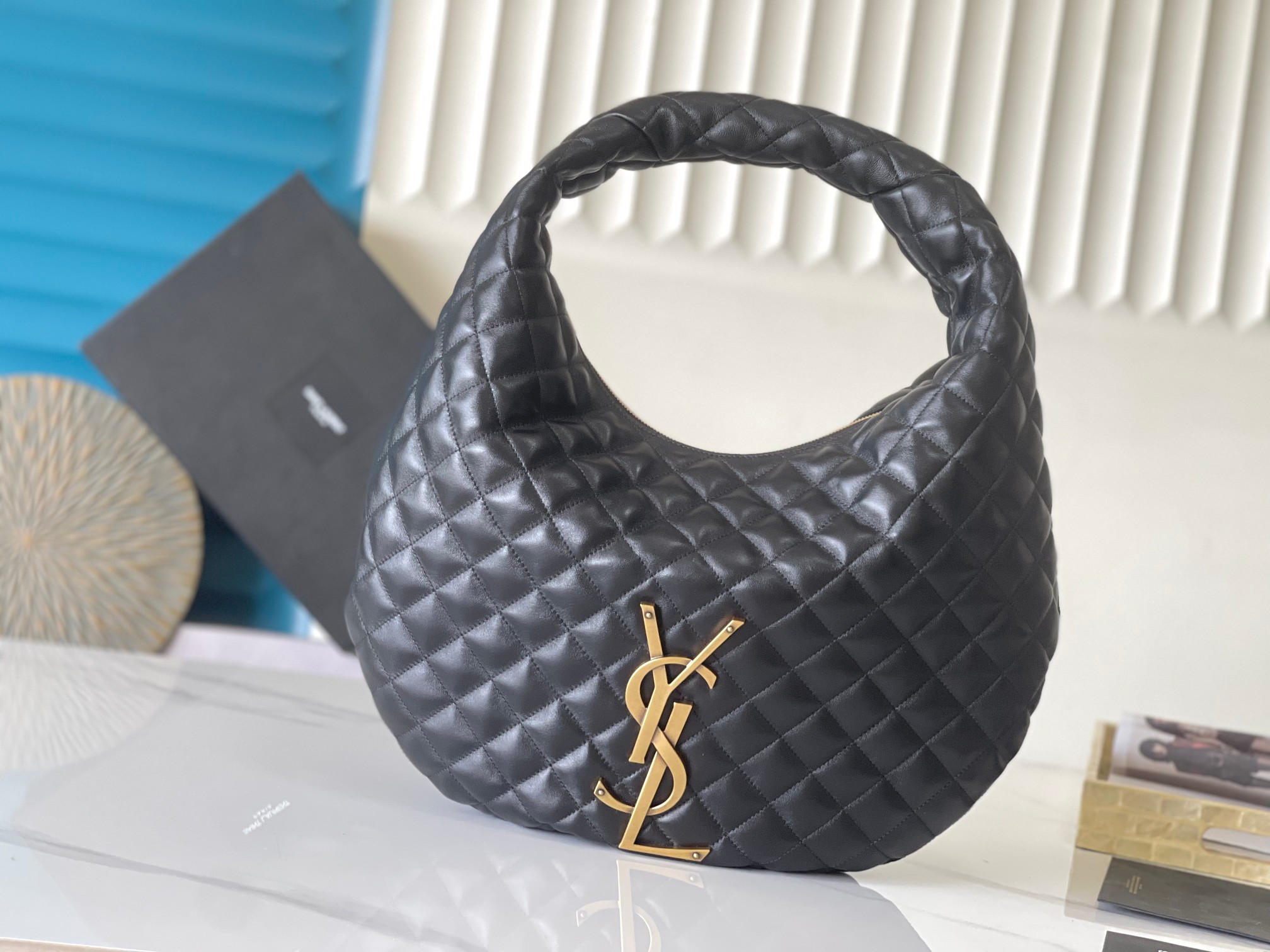 [센락] 생로랑 퀄팅 나파 호보 백 17*13*3