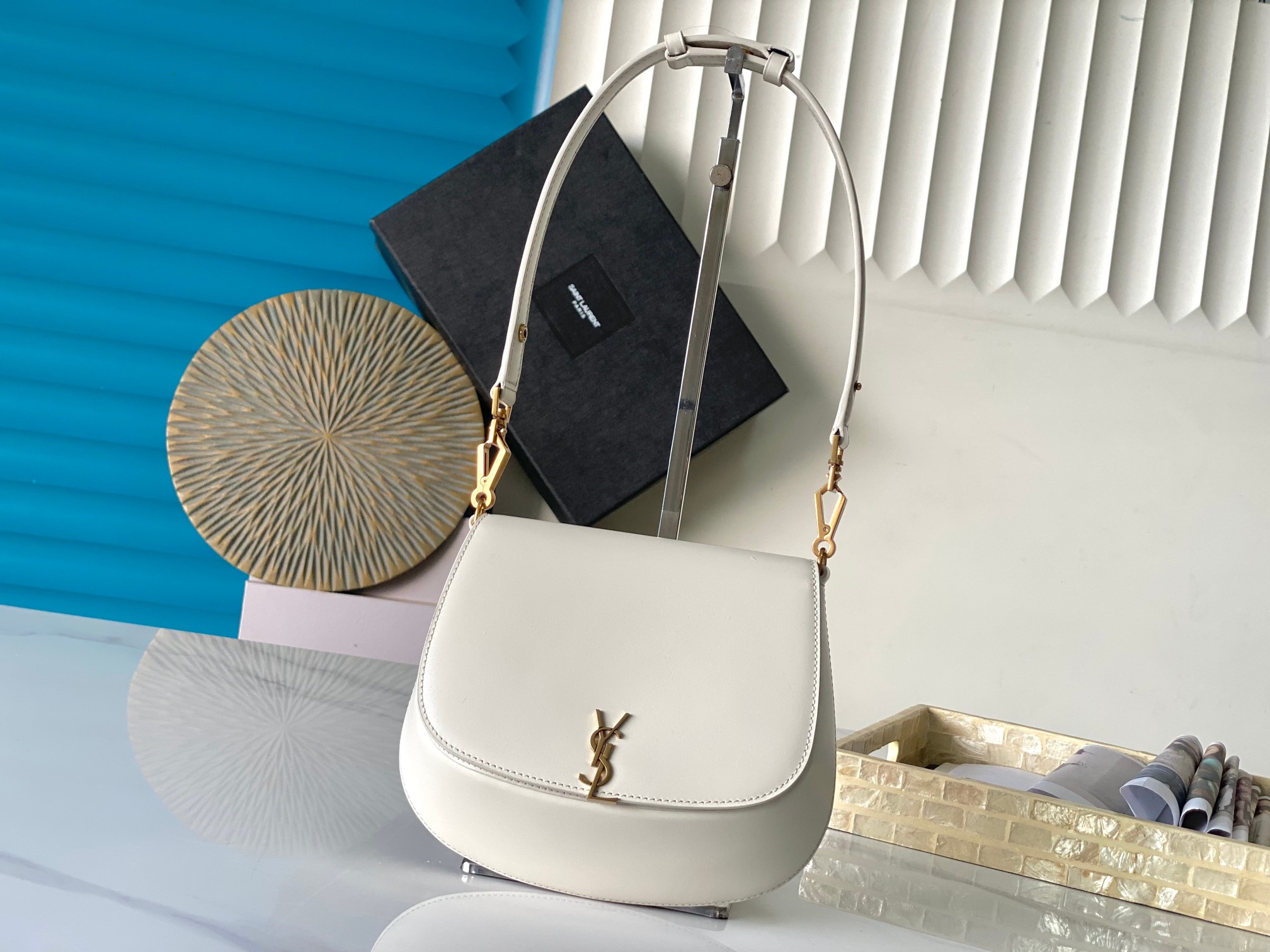 [센락] 생로랑 볼테르 미디엄 레더 숄더 백 17.5*21*8