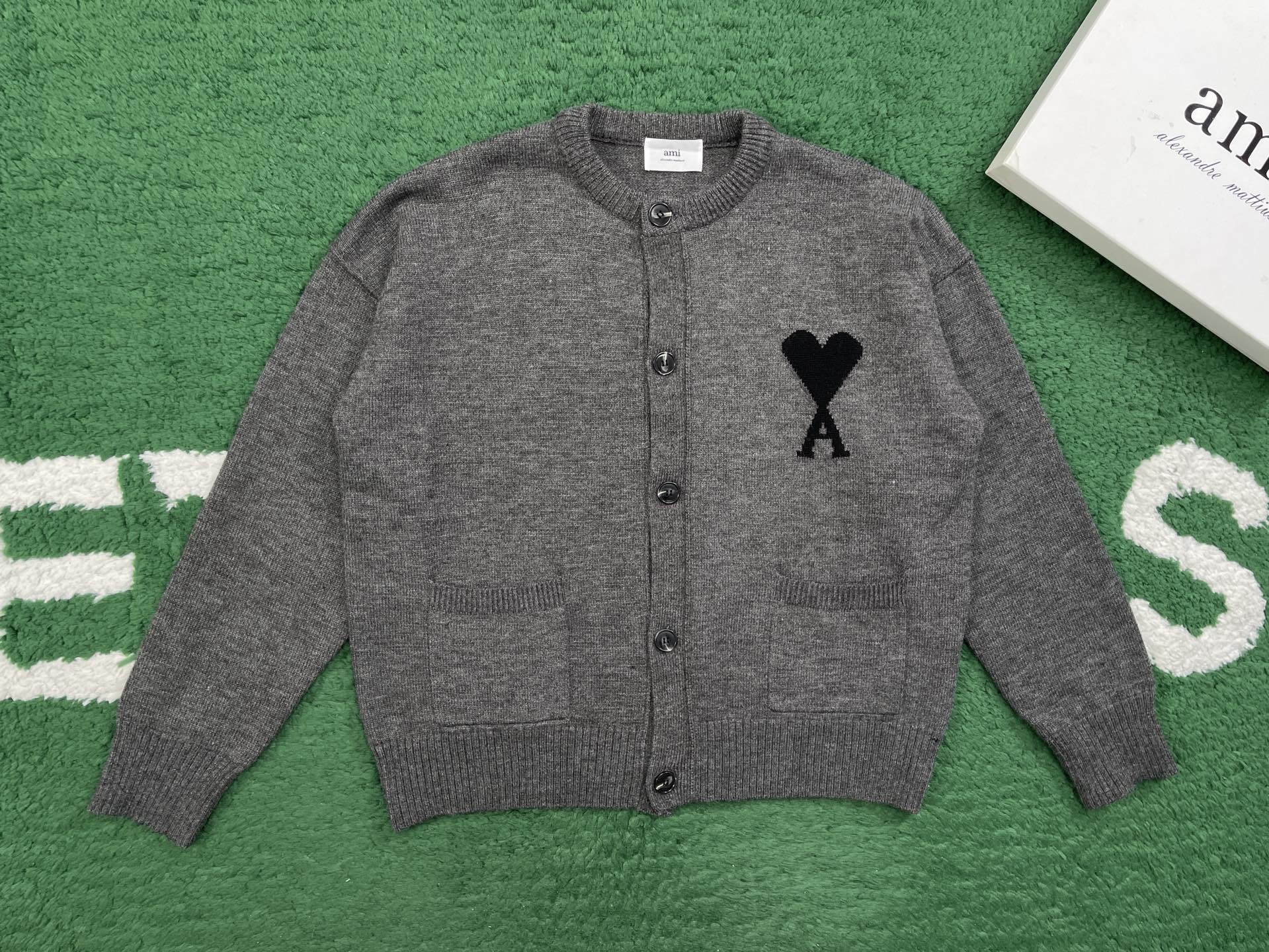 [레어샵] 아미 아미드 꾀흐 하트 울 가디건 그레이